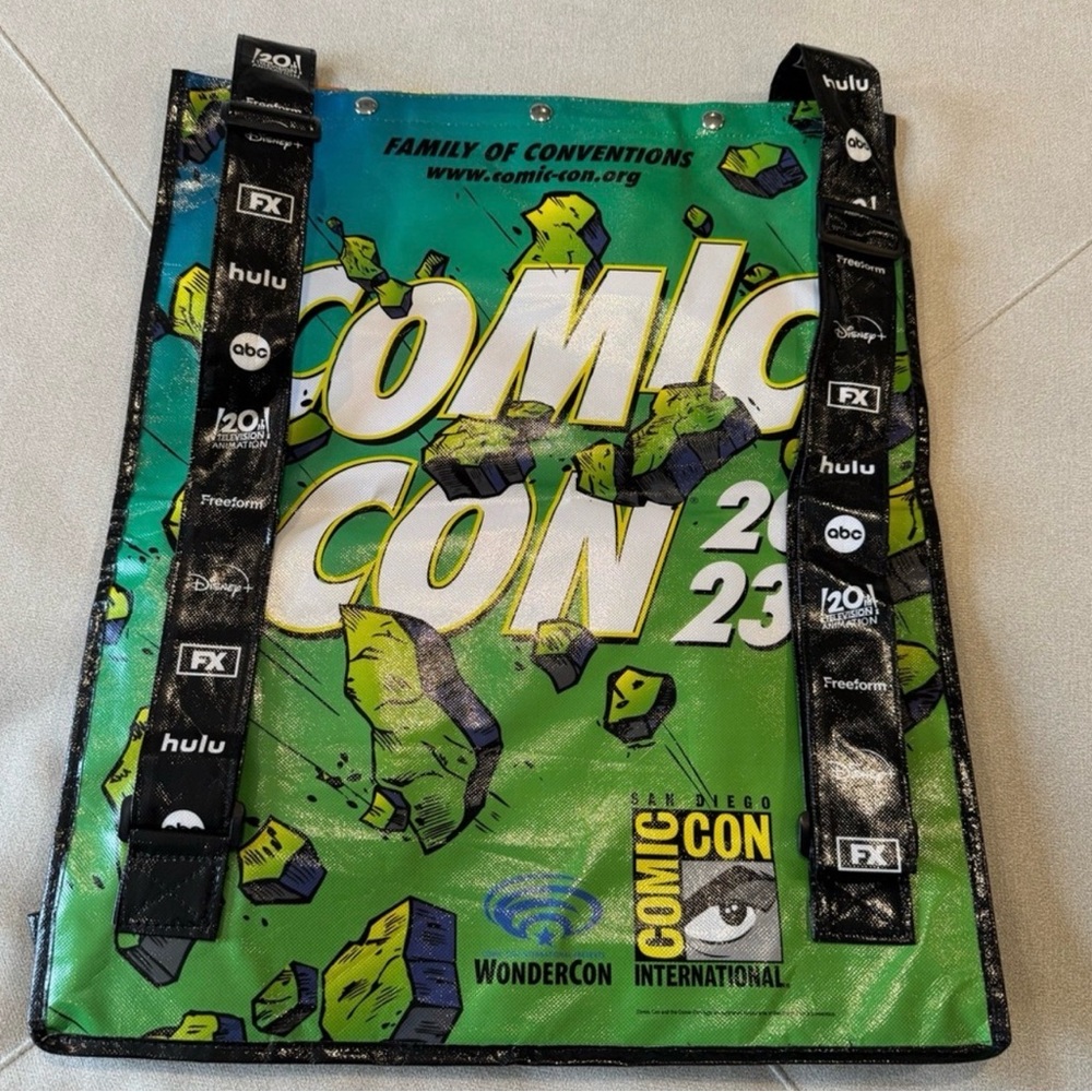 Nike Bucks Purple ANTETUKOUNMPO basketball Jersey w/FREE COMIC CON Bag - Picture 9 of 9